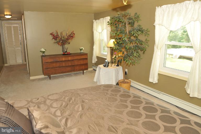 3709 Garfield Road Smithsburg, MD 21783 - Photo 7 of 25 Bedroom (Master)