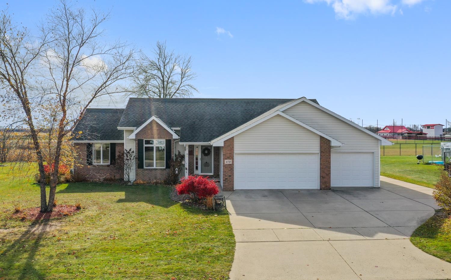 478 Falcon Drive Pulaski, WI 54162 - Photo 1 of 1