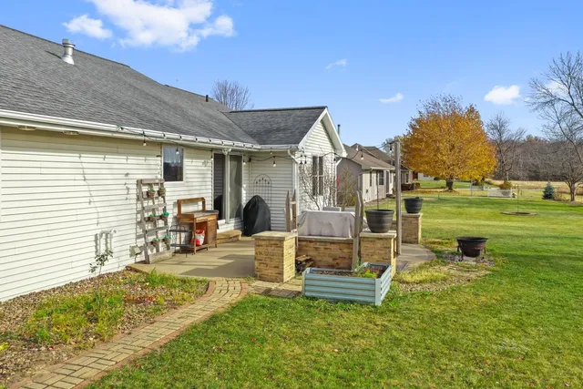 $429,900 | 478 Falcon Drive, Pulaski, WI 54162