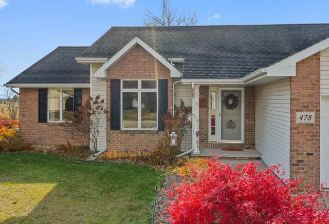 $429,900 | 478 Falcon Drive, Pulaski, WI 54162