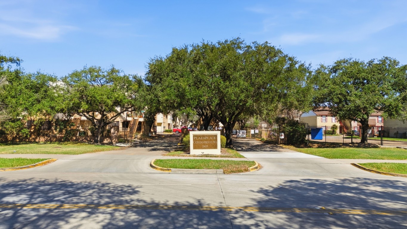 2425 Holly Hall Street, Unit 100 Houston, TX 77054 - Photo 45 of 45