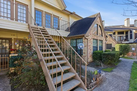 $149,000 | 2425 Holly Hall Street, Unit 100, Houston, TX 77054
