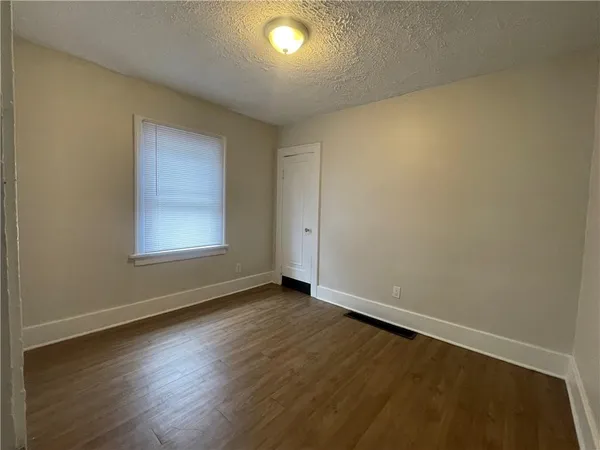 $1,200 | 36 Nye Park, Rochester, NY 14621