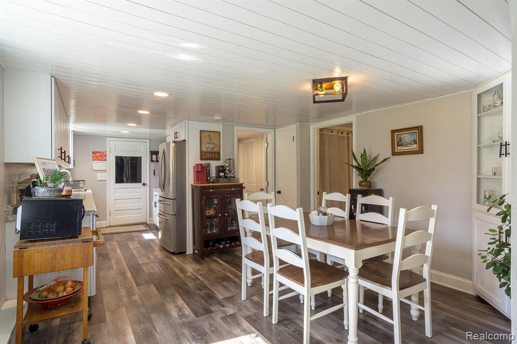 12394 Jennings Road Linden, MI 48451 - Photo 6 of 21