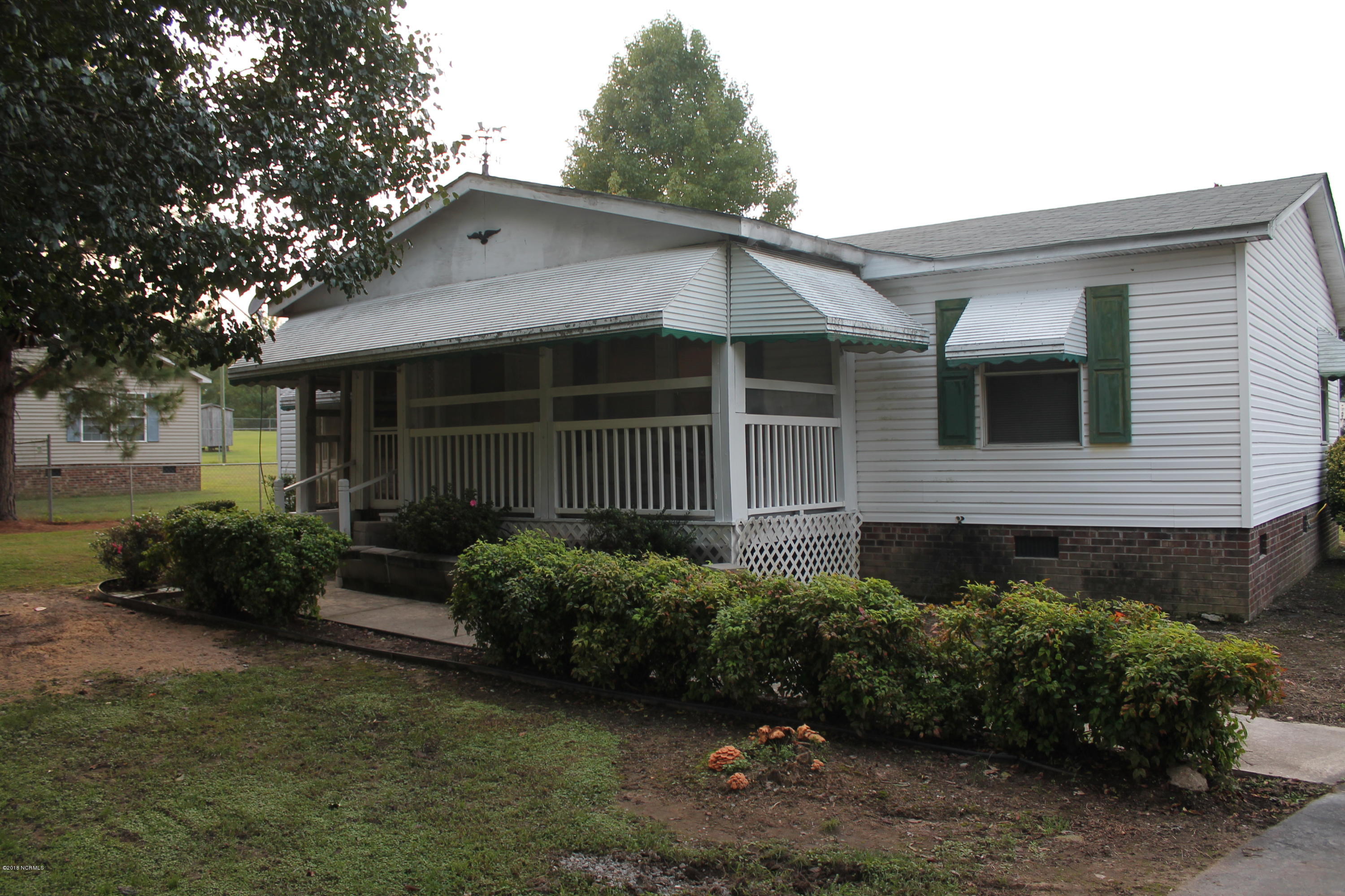 5698 West Old Spring Hope Road Spring Hope, NC 27882 - Photo 1 of 20 IMG_2747