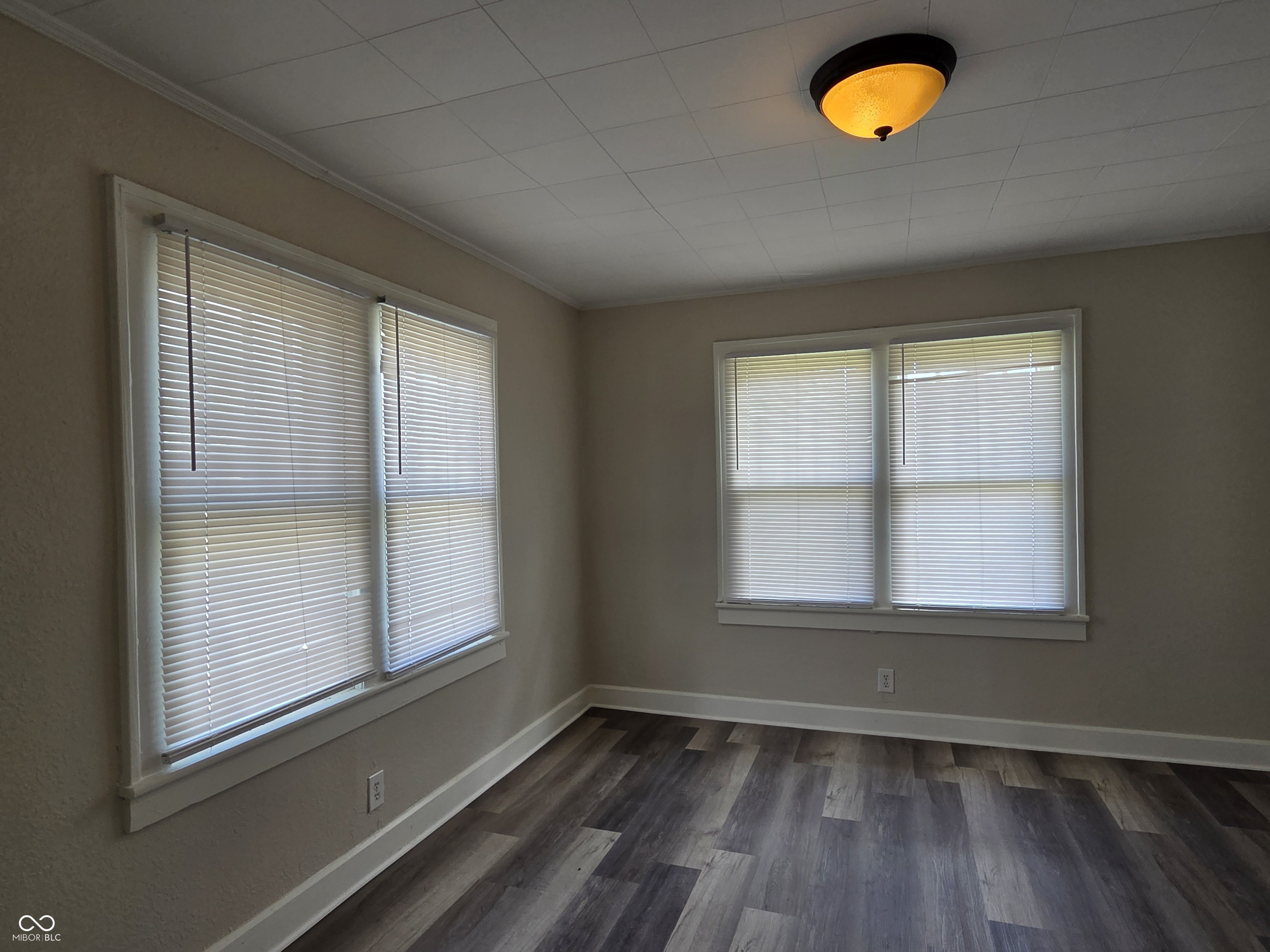 2002 Arrow Avenue Anderson, IN 46016 - Photo 9 of 12