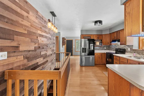 $415,000 | 6722 Oconto River Shores Lane, Oconto Falls, WI 54154