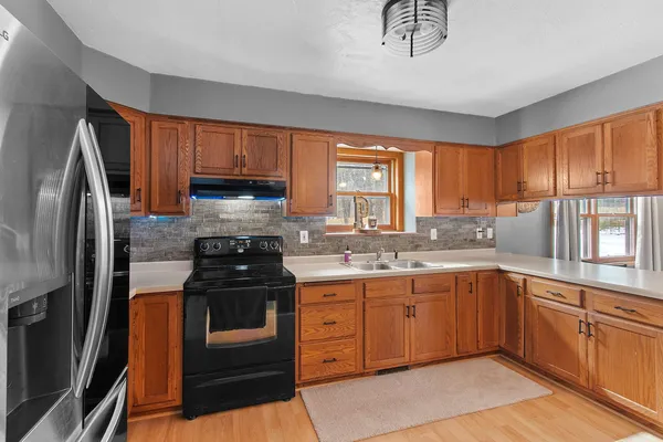 $415,000 | 6722 Oconto River Shores Lane, Oconto Falls, WI 54154