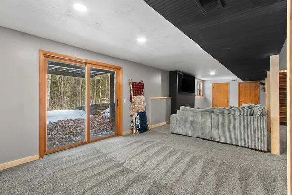 $415,000 | 6722 Oconto River Shores Lane, Oconto Falls, WI 54154