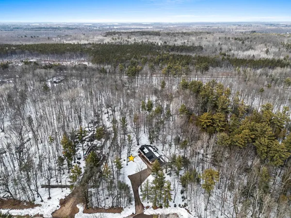 $415,000 | 6722 Oconto River Shores Lane, Oconto Falls, WI 54154