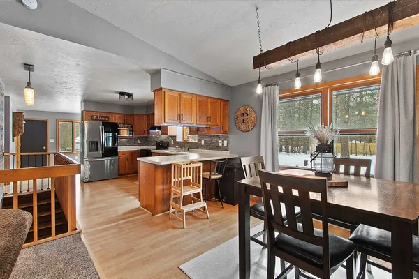 $415,000 | 6722 Oconto River Shores Lane, Oconto Falls, WI 54154