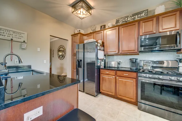 $439,900 | 116 River Mist Drive, Oswego, IL 60543