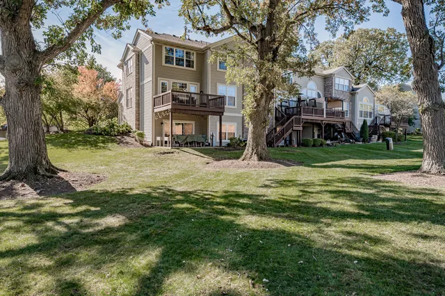 $439,900 | 116 River Mist Drive, Oswego, IL 60543