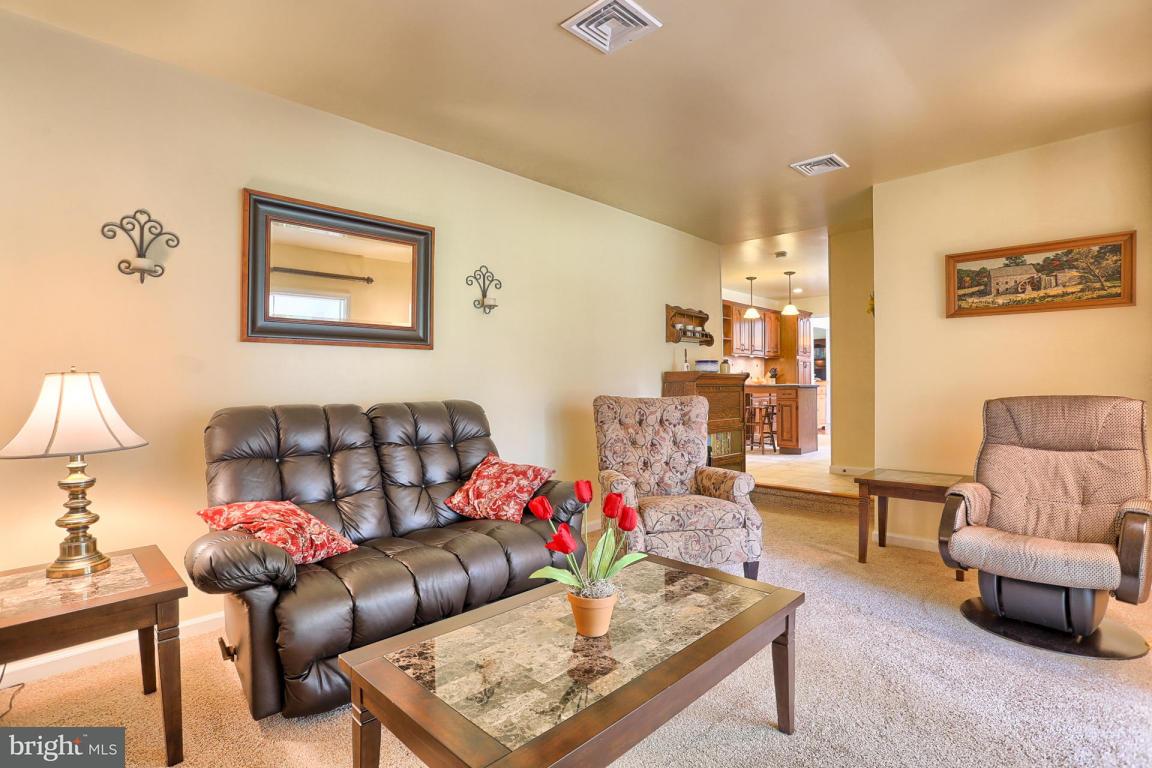 938 Buckwalter Road Lititz, PA 17543 - Photo 16 of 40