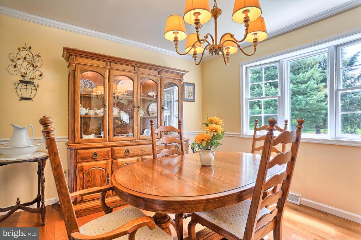 938 Buckwalter Road Lititz, PA 17543 - Photo 3 of 40