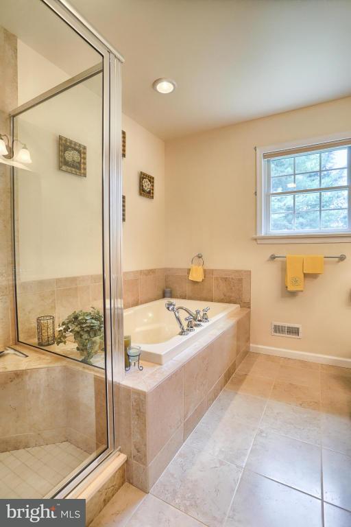938 Buckwalter Road Lititz, PA 17543 - Photo 21 of 40