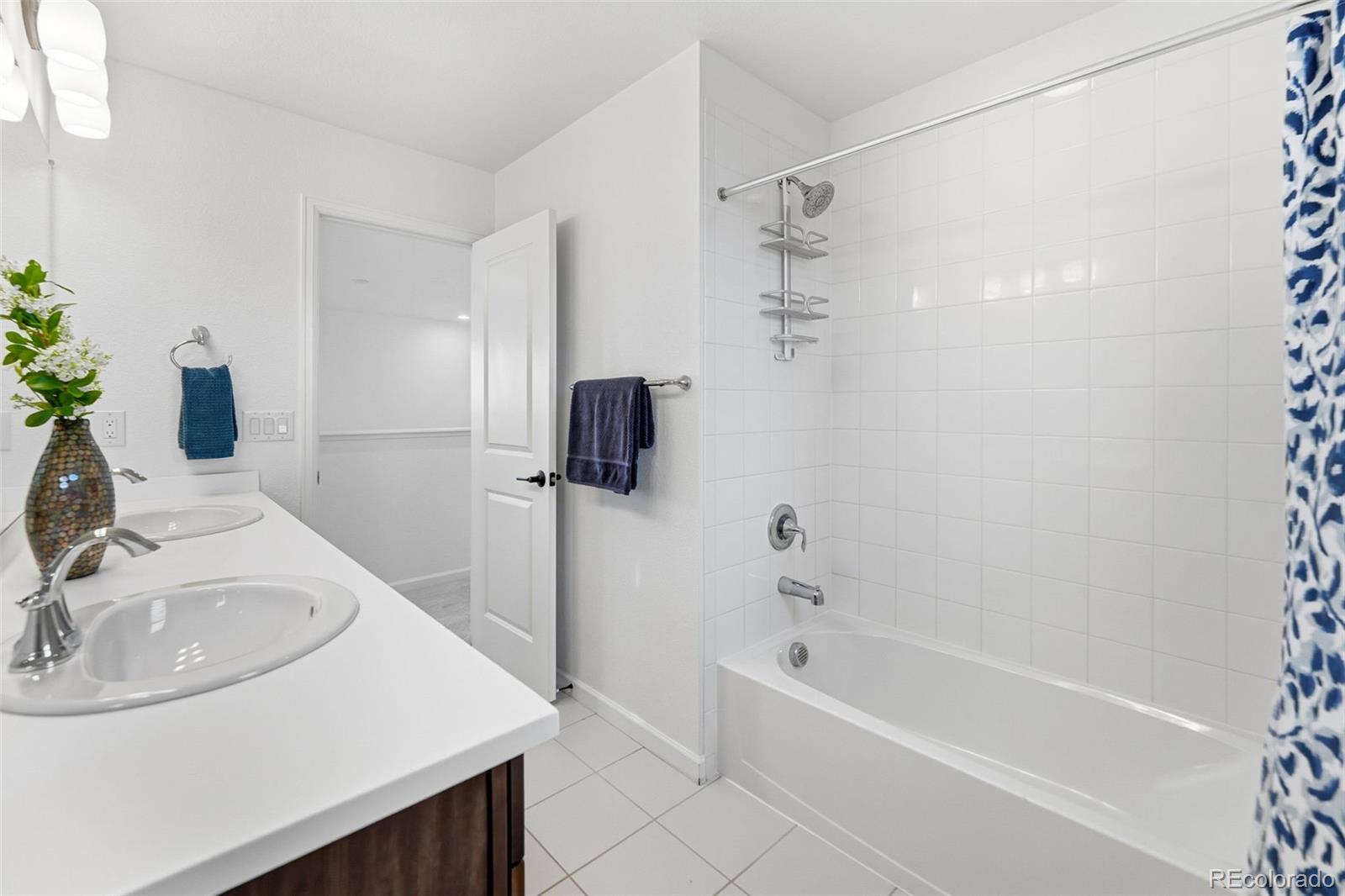 6552 Steuben Way Castle Pines, CO 80108 - Photo 31 of 50