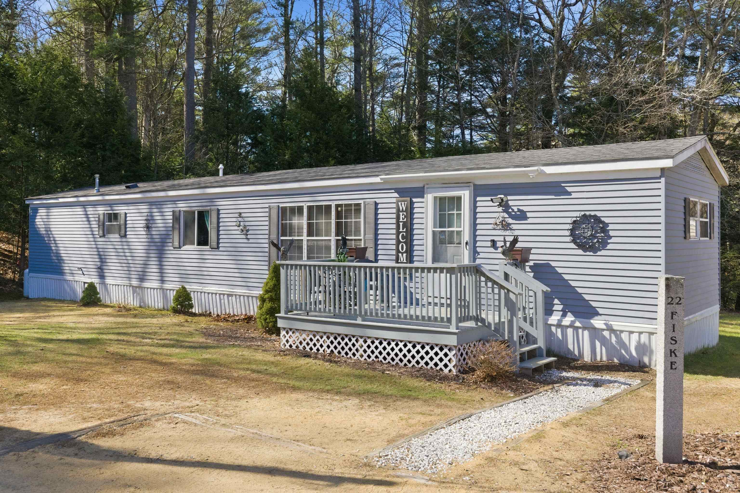 22 Brook Circle Loudon, NH 03307 - Photo 1 of 29