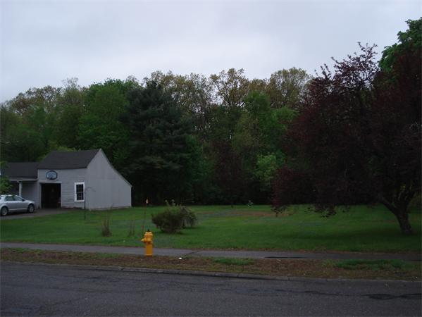 52 Ayer Road Shirley, MA 01464 - Photo 24 of 29