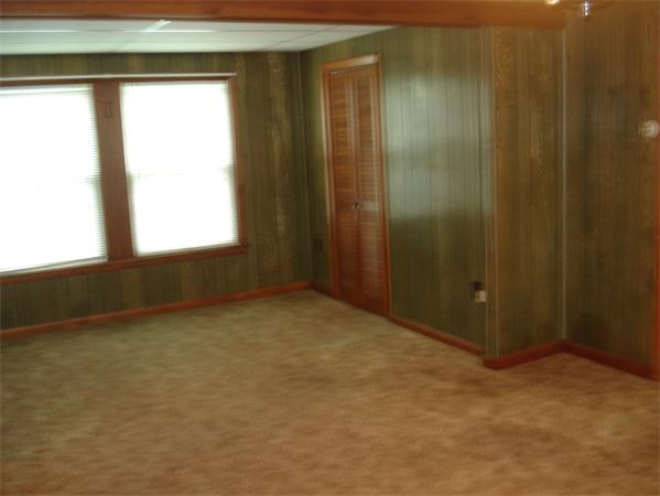 52 Ayer Road Shirley, MA 01464 - Photo 9 of 29