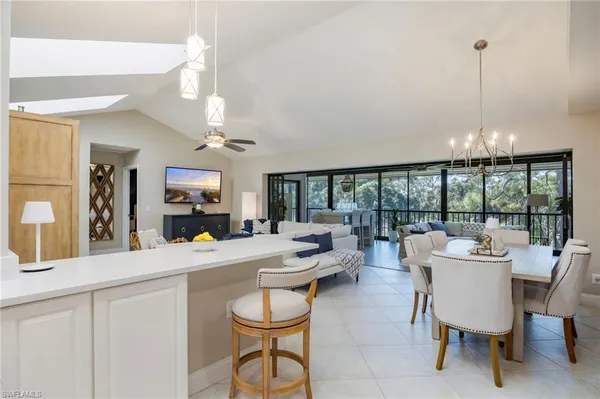 $325,000 | 752 Eagle Creek Drive, Unit 302, Naples, FL 34113