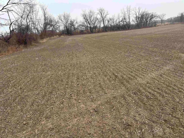 $225,000 | Xxxx Il Rt 173, Harvard, IL 60033