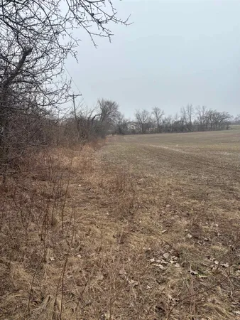 $225,000 | Xxxx Il Rt 173, Harvard, IL 60033