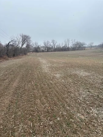 $225,000 | Xxxx Il Rt 173, Harvard, IL 60033