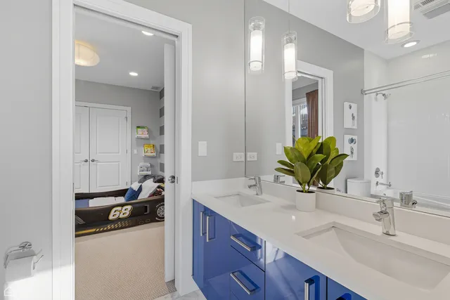 $1,475,000 | 1534 North Maplewood Avenue, Chicago, IL 60622