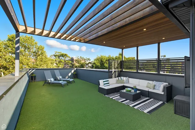 $1,475,000 | 1534 North Maplewood Avenue, Chicago, IL 60622