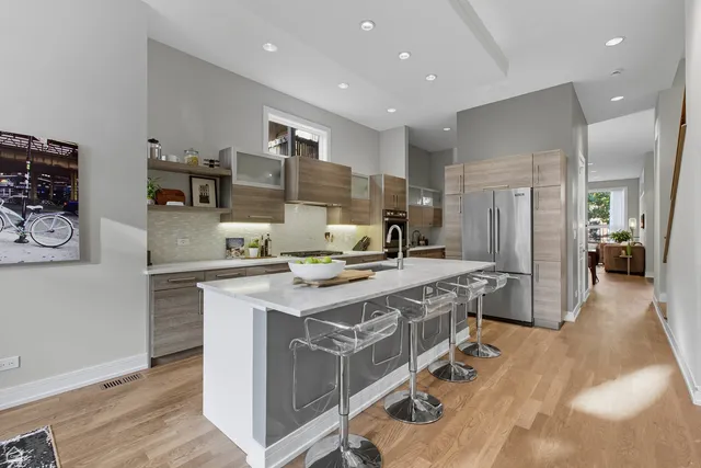 $1,475,000 | 1534 North Maplewood Avenue, Chicago, IL 60622