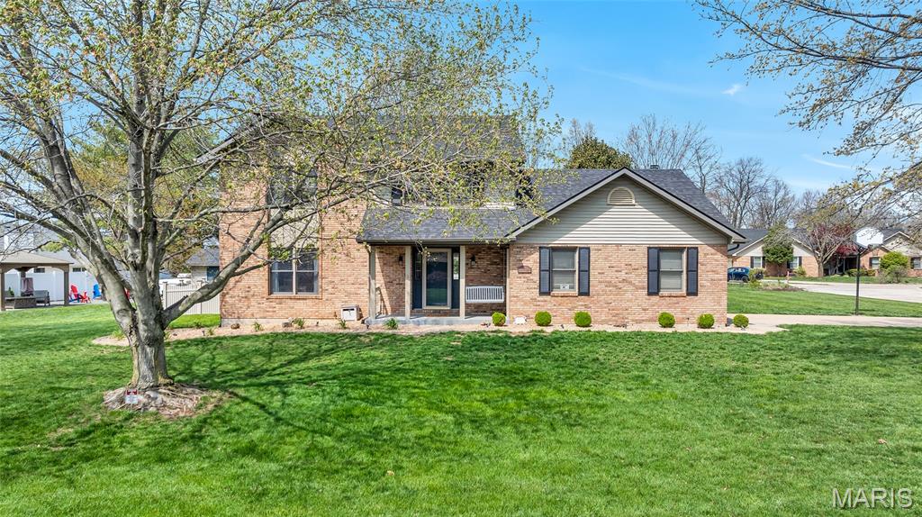 451 Burroughs Road Columbia, IL 62236 - Photo 1 of 58