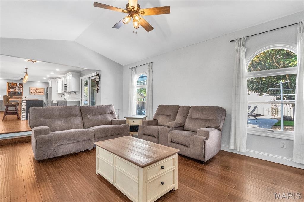 451 Burroughs Road Columbia, IL 62236 - Photo 17 of 58