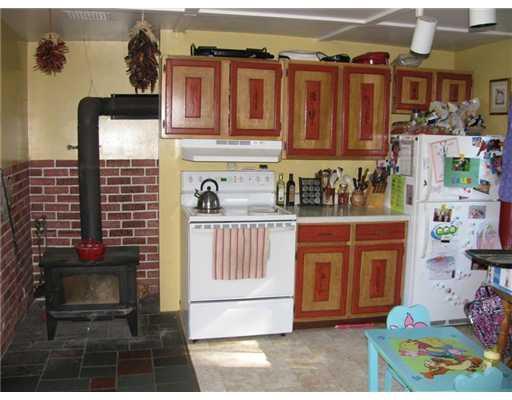 528 Plains Road Readfield, ME 04355 - Photo 3 of 23 Kitchen.