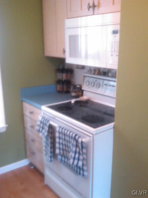 3995 Main Road West Emmaus, PA 18049 - Photo 7 of 46 Gallery Image 7