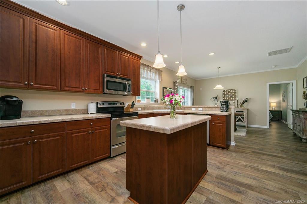 9023 Mauney Road Mount Pleasant, NC 28124 - Photo 11 of 34 Gallery Image 11