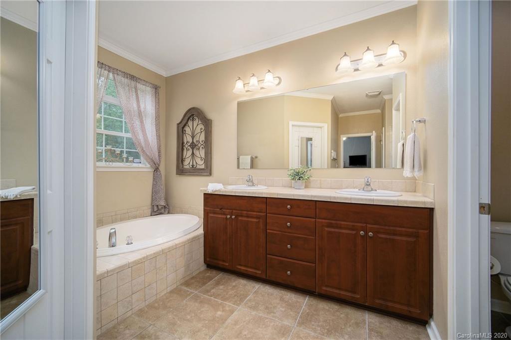 9023 Mauney Road Mount Pleasant, NC 28124 - Photo 17 of 34 Gallery Image 17