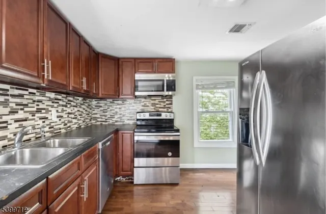 $599,999 | 70 Sherman Avenue, Newark, NJ 07114