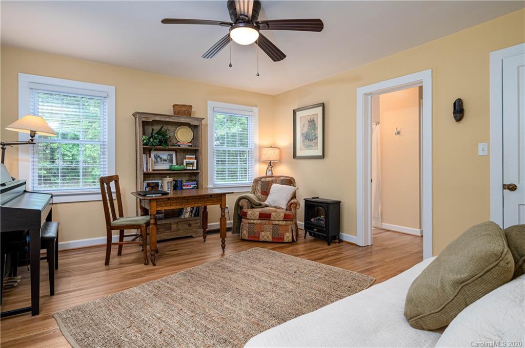 1119 North Country Club Road, Unit 90 91 Brevard, NC 28712 - Photo 11 of 42 Gallery Image 11