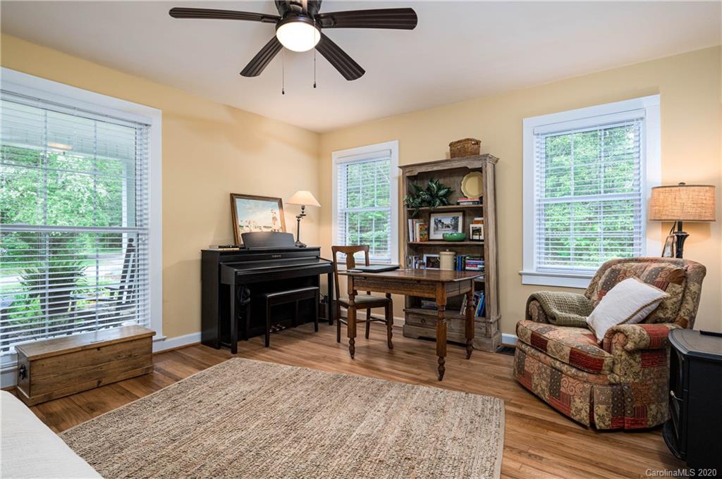 1119 North Country Club Road, Unit 90 91 Brevard, NC 28712 - Photo 12 of 42 Gallery Image 12