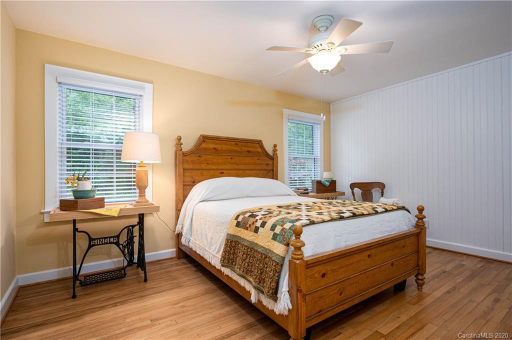1119 North Country Club Road, Unit 90 91 Brevard, NC 28712 - Photo 13 of 42 Gallery Image 13