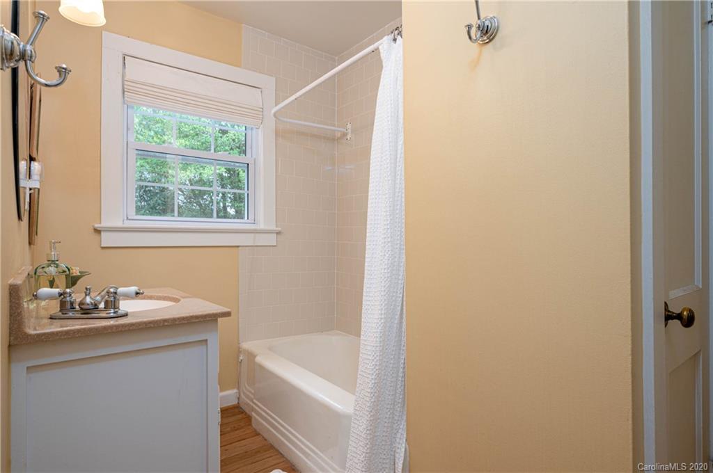1119 North Country Club Road, Unit 90 91 Brevard, NC 28712 - Photo 15 of 42 Gallery Image 15