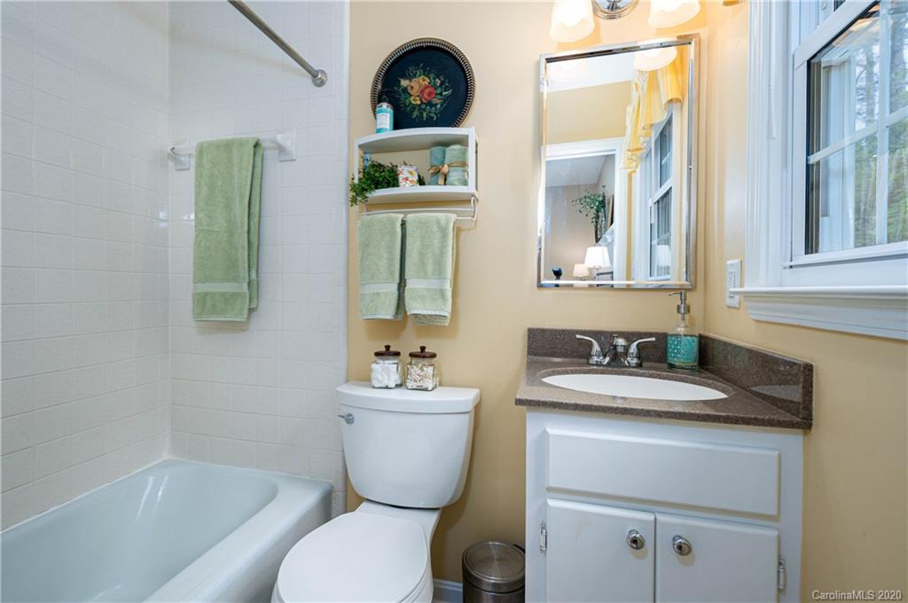 1119 North Country Club Road, Unit 90 91 Brevard, NC 28712 - Photo 20 of 42 Gallery Image 20
