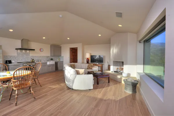 $7,000 | 1 Vista Oceano Lane, Carpinteria, CA 93013