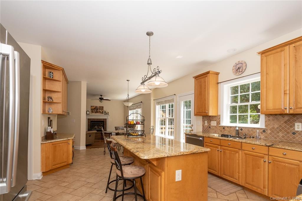 10207 Willingham Road Huntersville, NC 28078 - Photo 9 of 30 Gallery Image 9