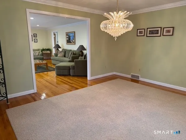 $3,500 | 16 Clearview Drive, Woodbridge, CT 06525