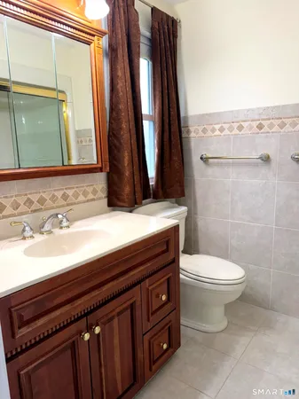 $3,500 | 16 Clearview Drive, Woodbridge, CT 06525