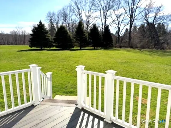 $3,500 | 16 Clearview Drive, Woodbridge, CT 06525