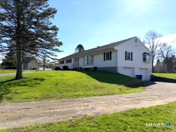 $3,500 | 16 Clearview Drive, Woodbridge, CT 06525