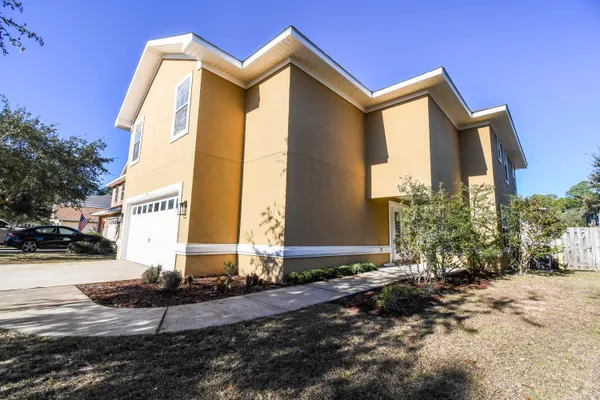 $3,400 | 735 Loblolly Bay Drive, Santa Rosa Beach, FL 32459